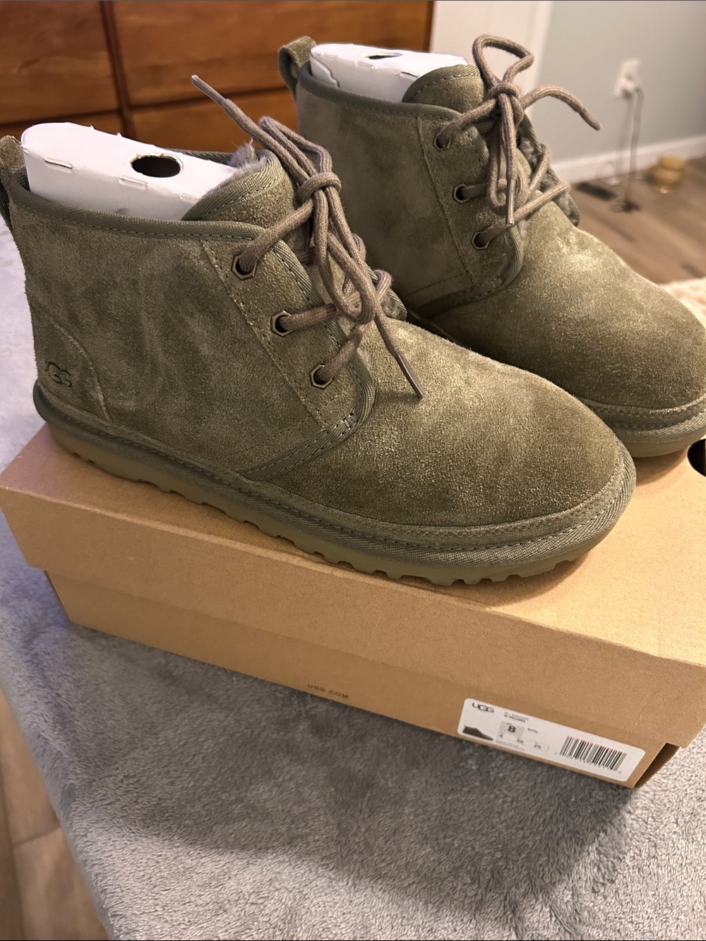 UGG Women's Olive Green Suede Lace-Up Ankle Boots